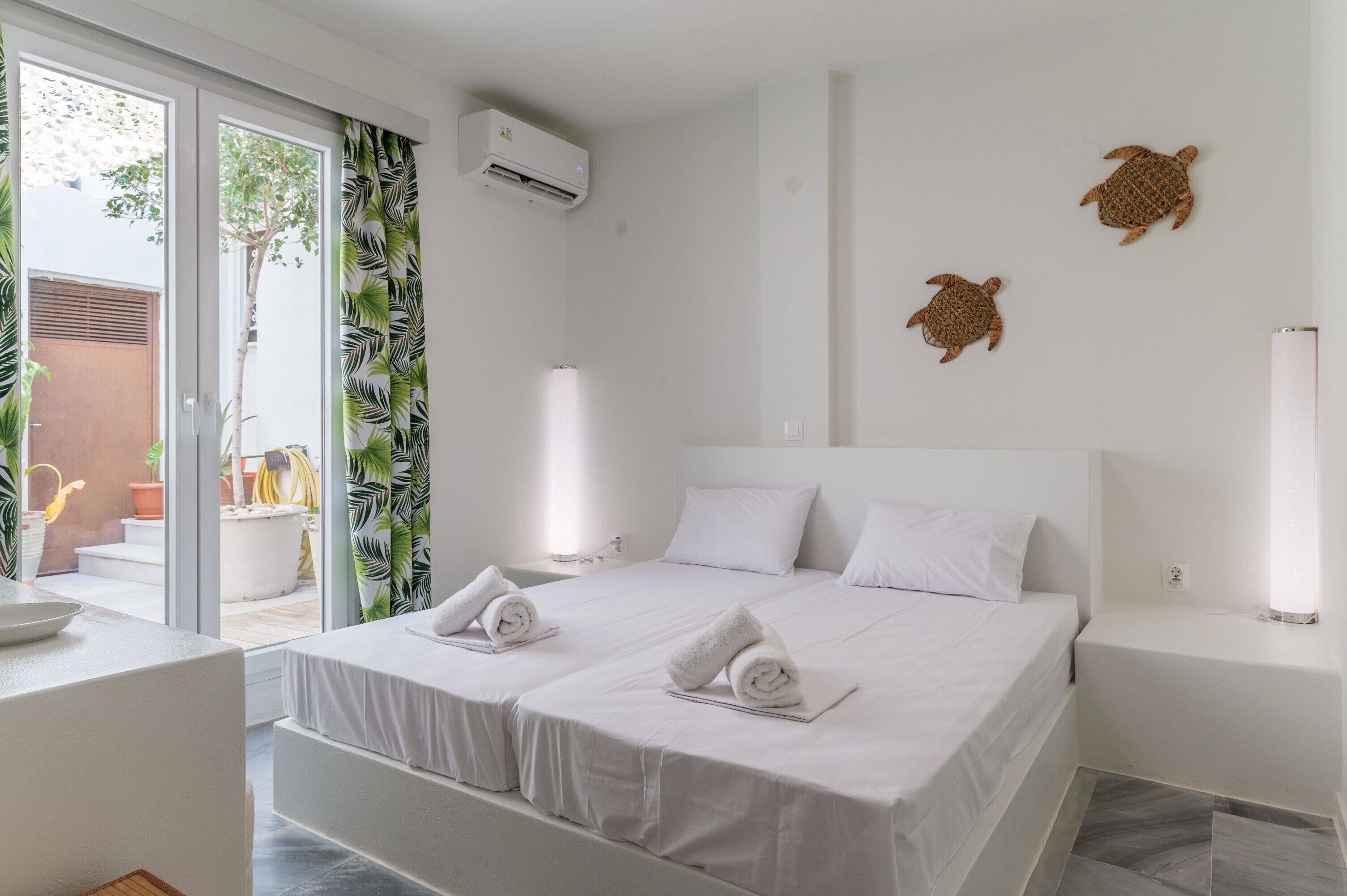 1 soveværelse, strygejern/strygebræt, sengetøj