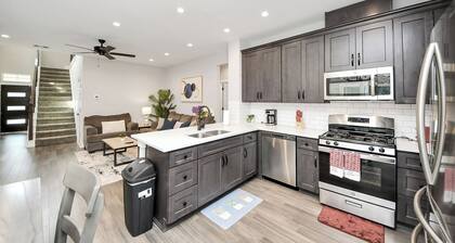 Cozy Paradise W/ Gameroom - Sleeps 8 - King Bed