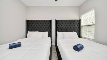 3 chambres, bureau, fer et planche à repasser, Wi-Fi gratuit