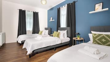 6 slaapkamers, een bureau, wifi, beddengoed