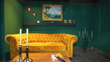 TV, video games, stereo, offices