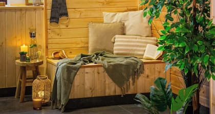 Casino | Whirlpool-Sauna-Kino-Indoor-Basketball