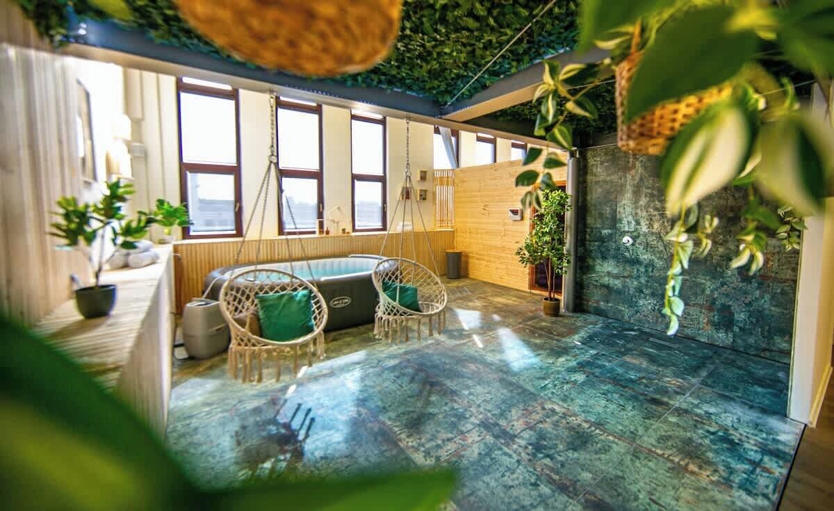 Bañera de hidromasaje interior