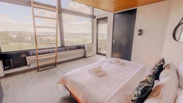 4 Schlafzimmer, Schreibtisch, WLAN, Bettwäsche