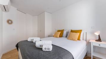 1 chambre, fer et planche à repasser, accès Internet, draps fournis
