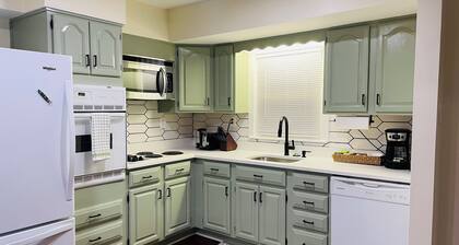 Charming 4-bedroom bungalow near MGM