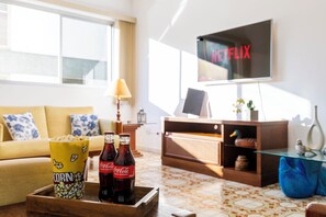 Apartemen | Area keluarga | Smart TV