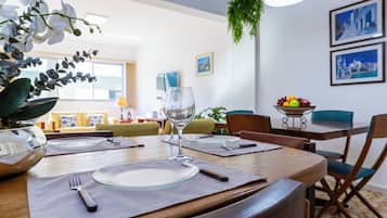 Apartment | Dining room