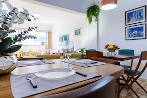 Apartment | Dining room