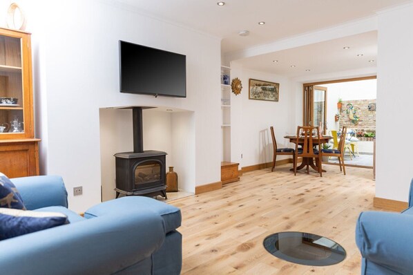 Luxury Apartment | Living area