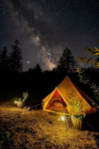 Tranquil Mountain Glamp: Swimming, Organic Meals, Hike Trails + Kayaking