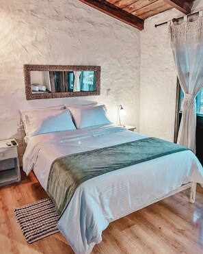 Egyptian cotton sheets, premium bedding, down comforters - hotel san mateo  (Nobsa)