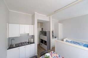 1 bedroom, iron/ironing board