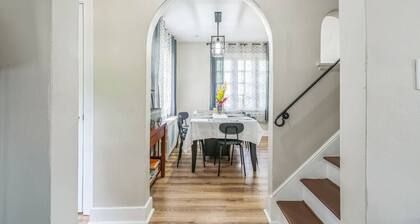 4BR Pitt Suburbs Gem