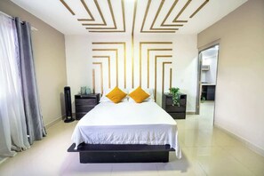 Unclassified image, 3 of 10, button