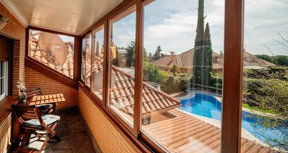 M Taj13 Madrid Chalet de Lujo con Piscina Gim