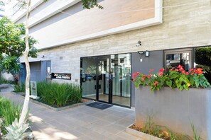 บริเวณภายนอก