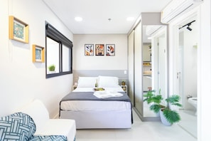 Blackout curtains, iron/ironing board, free WiFi - Vila Mariana perto do metrô AC (Sao Paulo)