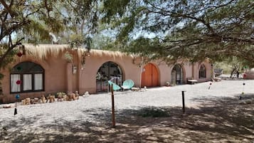 Bagian depan properti