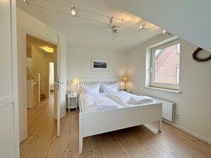 4 bedrooms, free WiFi