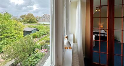 End terraced house in Keitum with bathtub