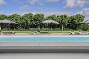 Pool - The Magnolia Palm Beach (Palm Beach)