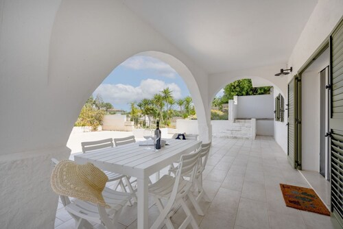 GuestHost - Beachside Escape–Villa Mola Polignano