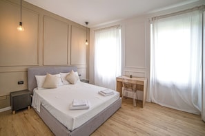 2 chambres, fer et planche à repasser, lit parapluie, Wi-Fi gratuit