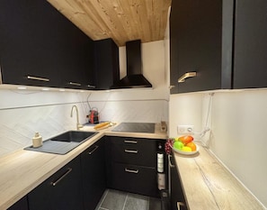 Fridge, microwave, oven, dishwasher - 50m from shops, 4th floor, ski locker, 45m², Vars (Vars)