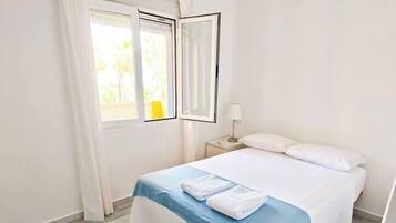 3 chambres, fer et planche Ă repasser, Wi-Fi, draps fournis