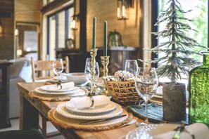 Dining - Hôtel à la maison - Chalet Alpinot (La Malbaie)