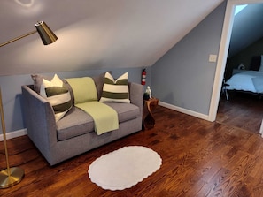 4 chambres, fer et planche à repasser, Wi-Fi gratuit, draps fournis