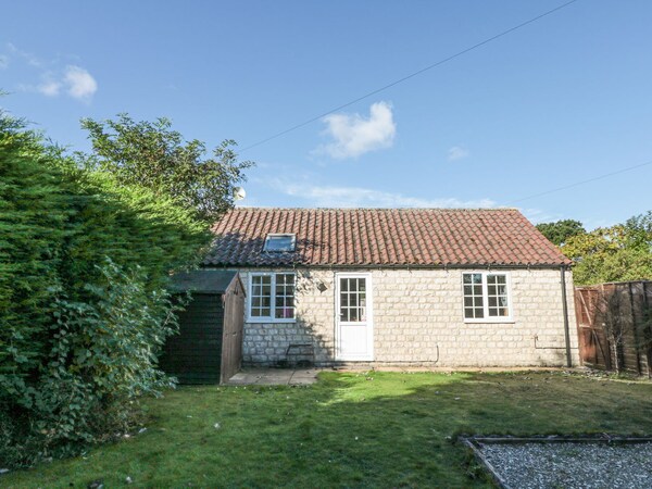 Midsummer Cottage - Yorkshire