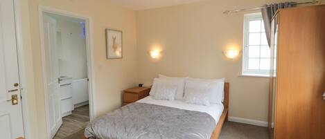 1 chambre, décoration personnalisée, ameublement personnalisé