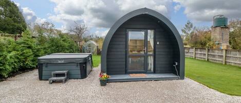 Enceinte de lâhĂ©bergement