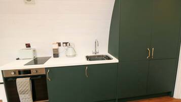 Utensilis de cuina, vaixella i coberteria