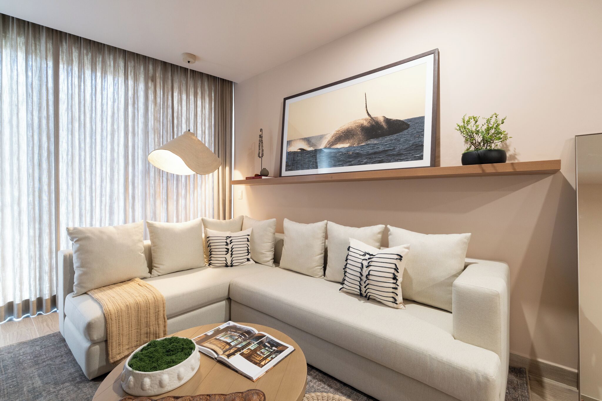 2 Bedroom Upperfloor B302 | Área de sala de estar