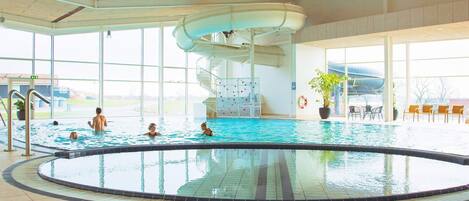 House | Pool
