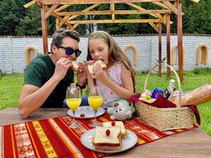 Grill-/Picknickplatz