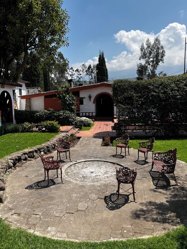 EL TROJE EXPERIENCE HOTEL