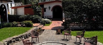 EL TROJE EXPERIENCE HOTEL