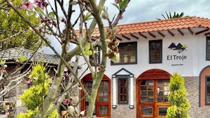 Ảnh chưa phân loại, 5 trong số 38 ảnh, nút