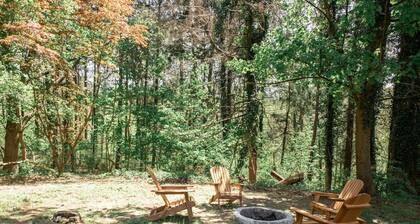 The Safe Harbor Home | Quiet Retreat, Fire Pit, Nature