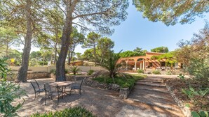 Unclassified image, 5 of 24, button - Villa in Spain Near Platja Rec del Moli Beach (L'Escala)