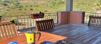 Villa Olbia surrounded by greenery.Perfect mix of peace and the sea Sardegna