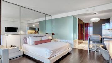 1 slaapkamer, een strijkplank/strijkijzer, wifi, beddengoed