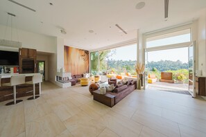 Casa superluxo, várias camas, acesso à piscina, vista para a montanha (Zen Estate) | Parte interna