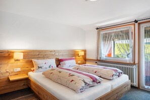 2 quartos, ferros/tábuas de passar roupa, Wi-Fi, roupa de cama