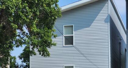 Elegant Centrally Located Property Near Mosaic Stadium, Airport, Shopping Center