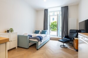 1 غرفة نوم ومكتب ومكواة/لوح كي وواي فاي مجانًا